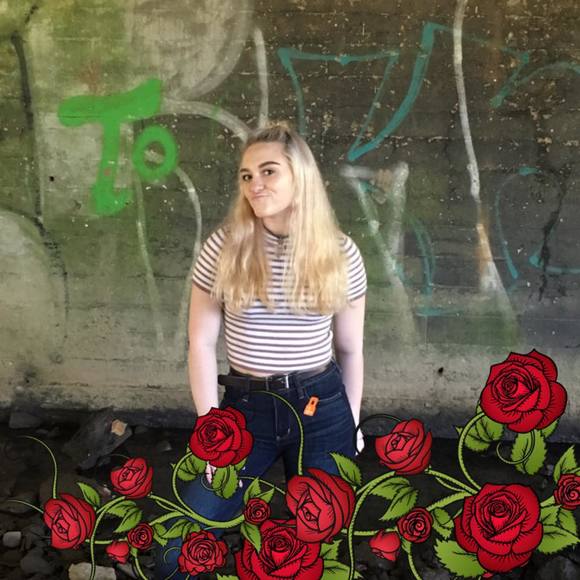 Meet your Posher, Emily - Picture 1 of 1